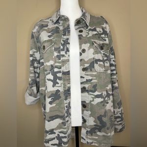 Love Heart Denim Jacket Camo Military Style Size Large Wear 3/4 or Long Sleeve